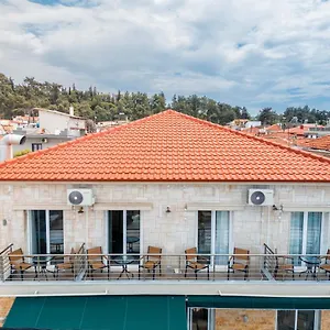 Πανσιόν Casa La Scala, Αγία Τριάδα