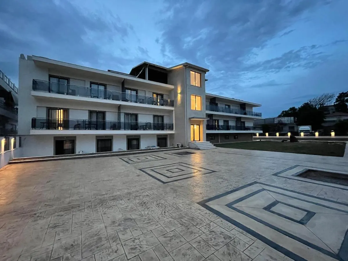 Grand Agia Triada 0*, Agia Trias Grekland